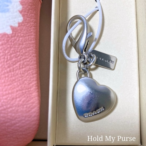 COPY - 🎁🌸COACH GIFT SET🎁🌸 - Picture 9 of 9